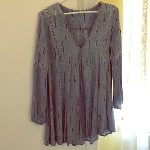 En Creme tunic size small, worn once!